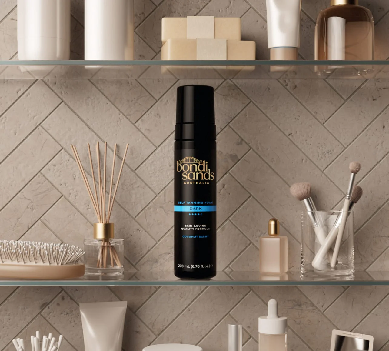Dark Self Tanning Foam & Application Mitt Bundle - Image 6